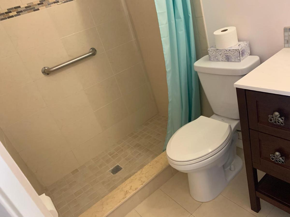Michaels -Beachside Bungalows St. Pete Beach Bagian luar foto