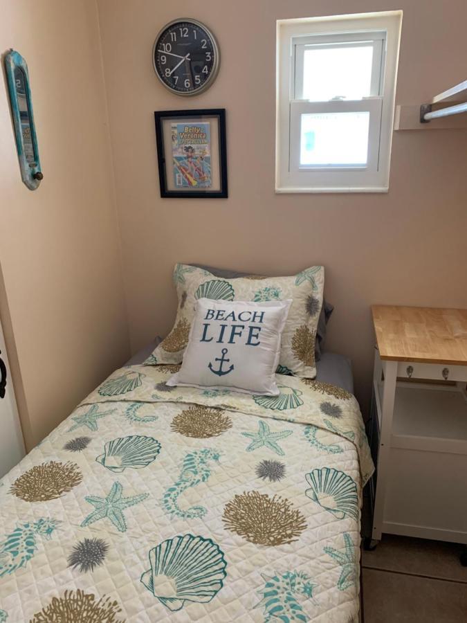 Michaels -Beachside Bungalows St. Pete Beach Bagian luar foto