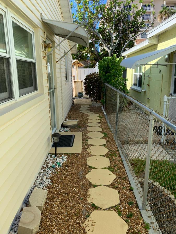 Michaels -Beachside Bungalows St. Pete Beach Bagian luar foto